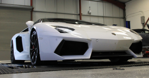 Lamborghini Aventador Tuning ECU Remapping