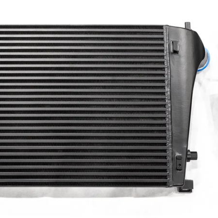 MK8 VW Golf R Intercooler image 1